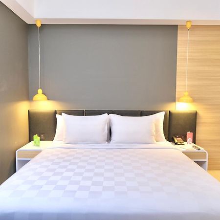 @Hom Semarang Simpang Lima Hotell Eksteriør bilde