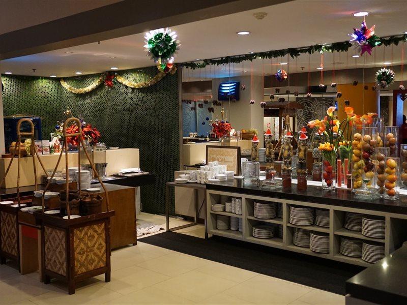 @Hom Semarang Simpang Lima Hotell Eksteriør bilde