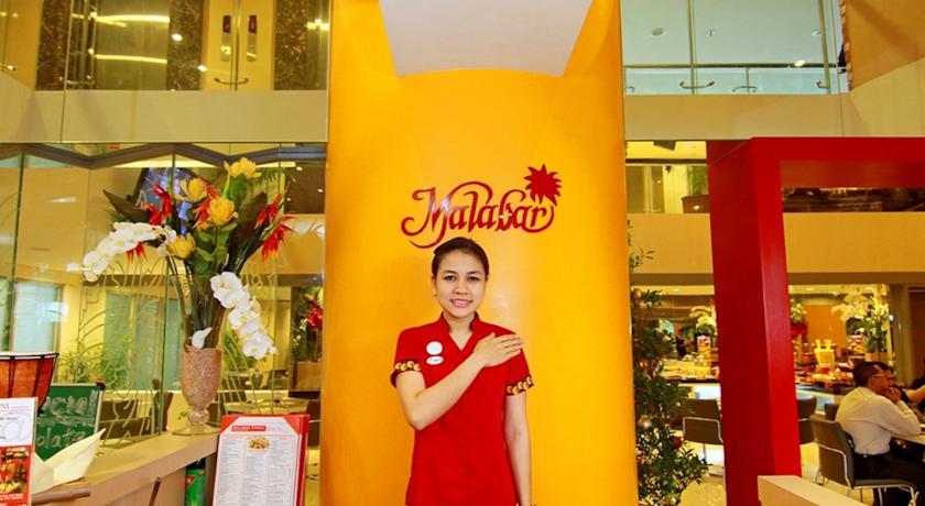 @Hom Semarang Simpang Lima Hotell Eksteriør bilde